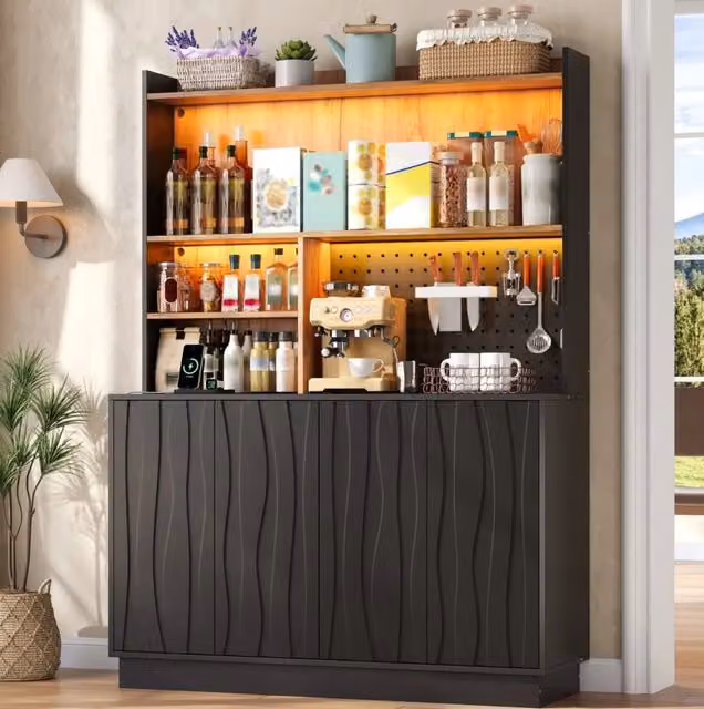 Credenza cucina multifunzione con LED RGB; presa 2 AC + 2 USB; 120x43x160 cm; MDF; nero/naturale