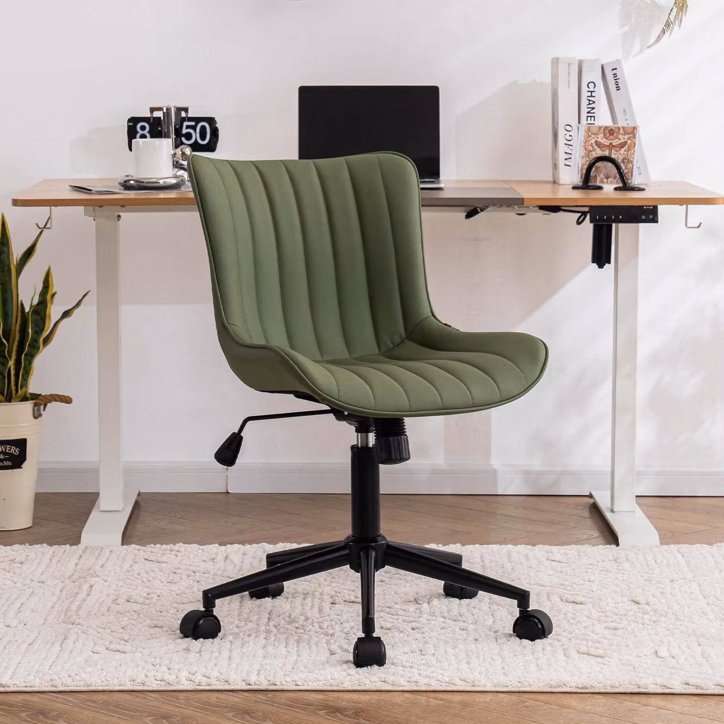 Sedia da ufficio ergonomica in ecopelle, adatta a carichi fino a 150 kg