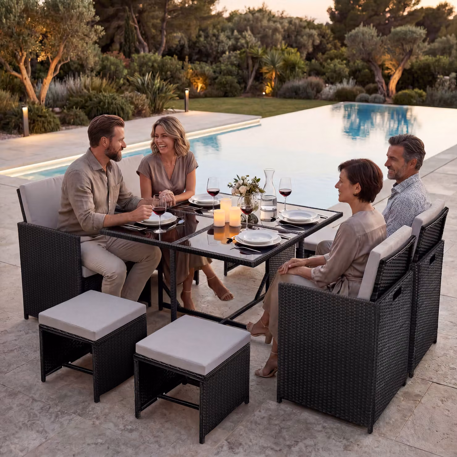 Set da salotto in rattan TecTake GmbH Bilbao 4+4+1 con copertura protettiva nero/grigio – 2