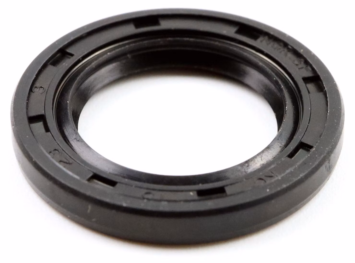 Guarnizione radiale per albero, dimensioni 15x23x3 mm, materiale NBR70, conforme alla norma DIN 3760