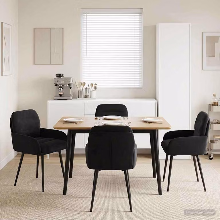 Set di 4 sedie da pranzo vidaXL in velluto nero con struttura in metallo, L/P/H: 59 x 59,5 x 90 cm