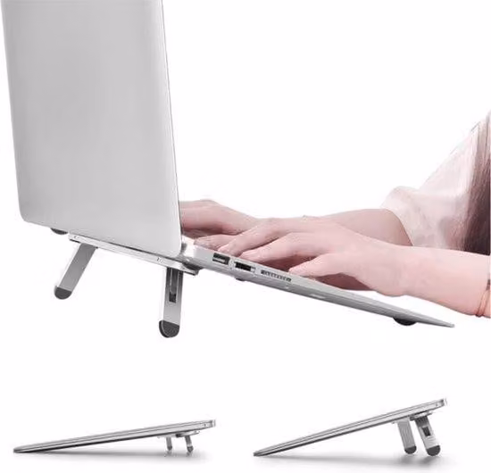 Supporto per laptop stabile ed ergonomico per l'ufficio