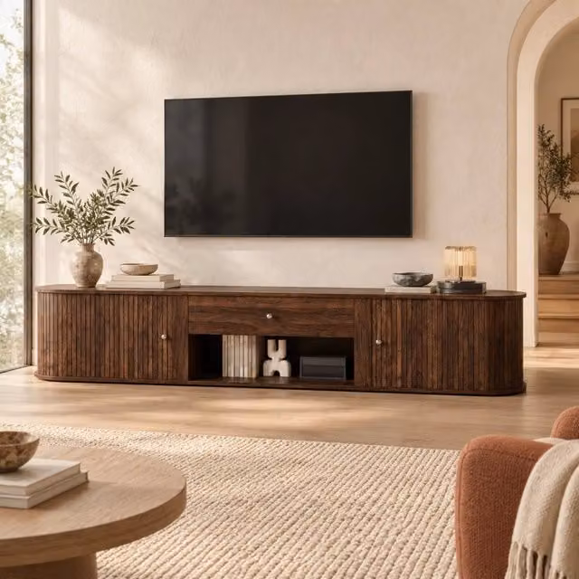 Mobile TV in truciolato 180x40x40 cm con 2 sportelli avvolgibili, 1 cassetto e colore noce, per TV fino a 75 pollici
