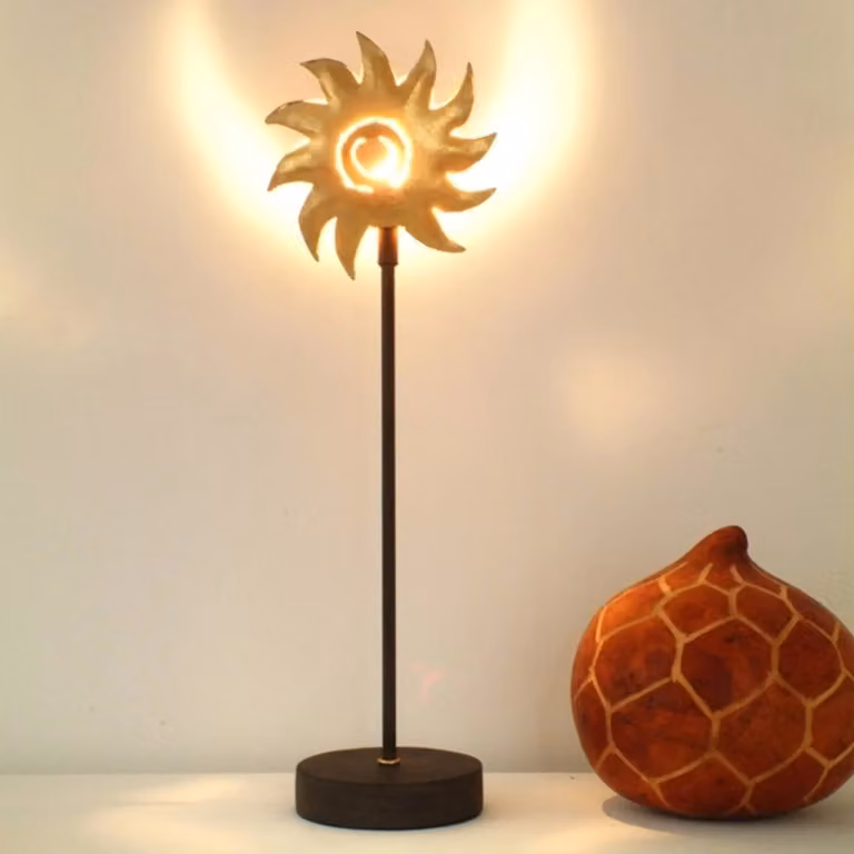 Holländer Lampada da tavolo SONNE, Marrone / Ruggine, Soggiorno / Sala da pranzo, Metallo, Moderno, Lampada da tavolo
