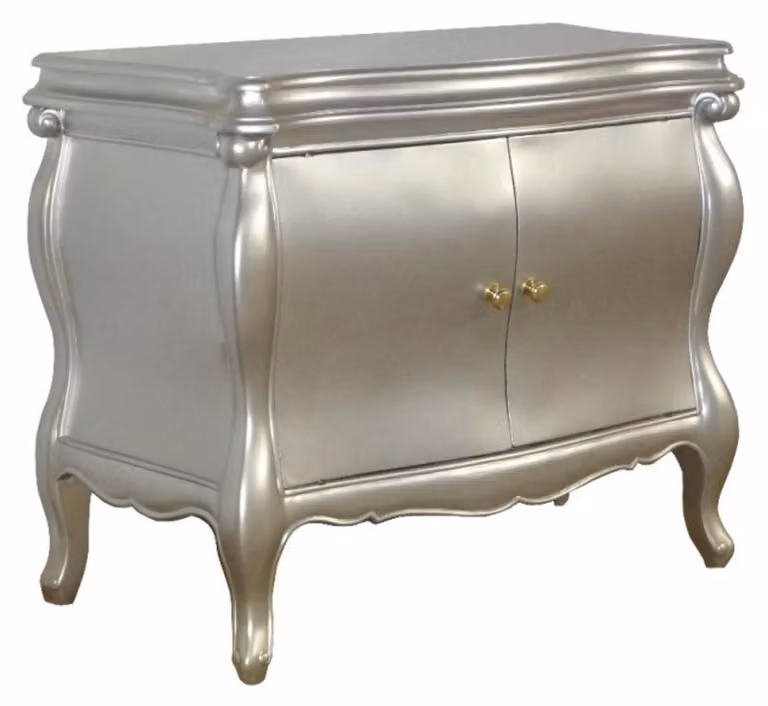 Comò "Casa Padrino" in stile barocco, modello Vienna, con finitura argento, realizzato in legno di mogano massello, dimensioni 95 x 53 x 86 cm