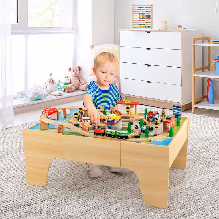 Costway Set di trenini in legno con tavolo reversibile e cassetto capiente, Tavolo da gioco creativo per bambini multicolore con 84 pezzi