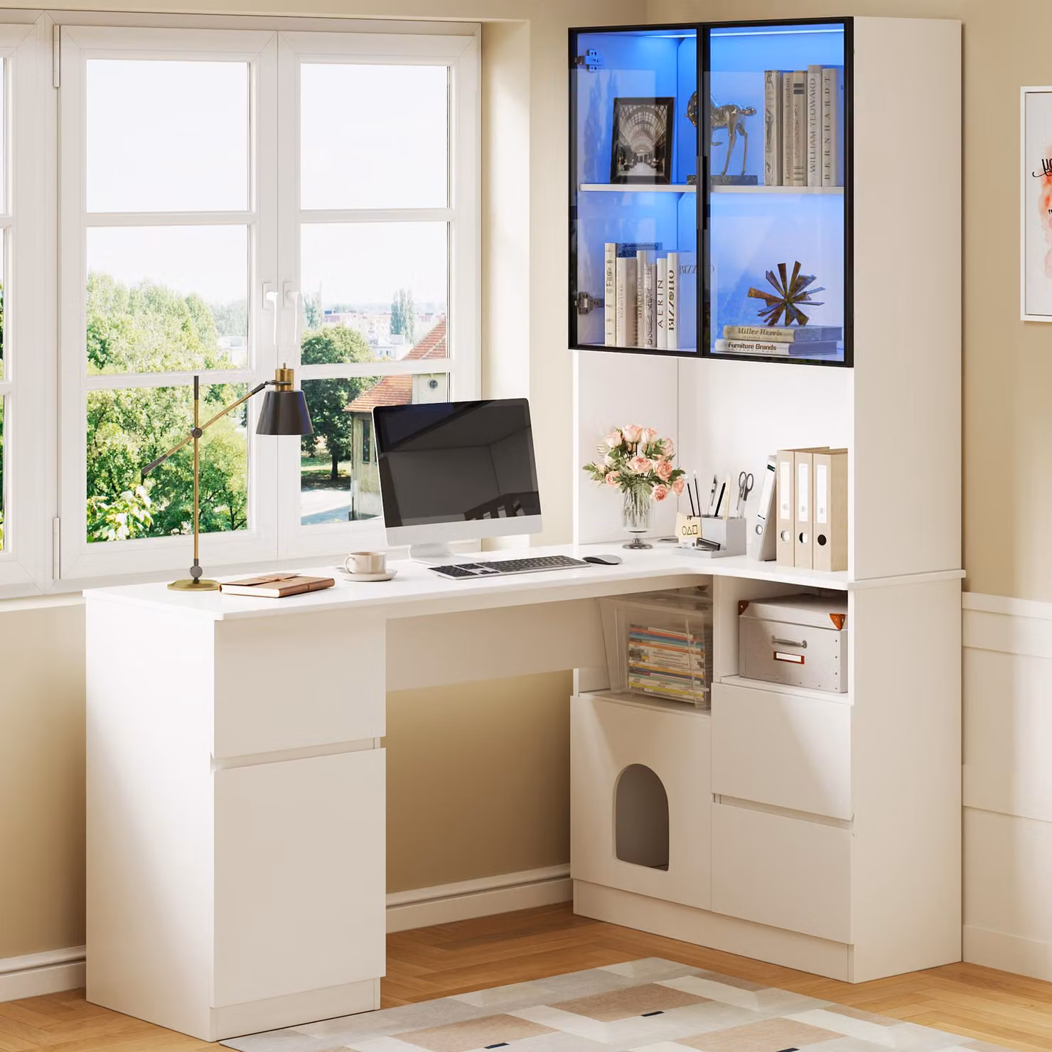 Scrivania angolare Merax con ripiano e vetrinetta LED, scrivania con 3 cassetti, scomparto per animali, scrivania per computer, scrivania per ufficio, 120×80×180 cm, bianco