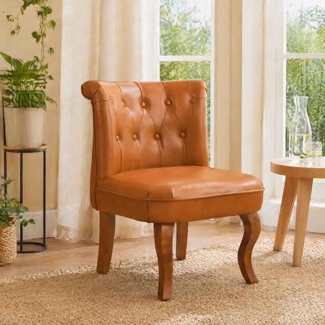 Sedia singola REDOM in pelle marrone chiaro con gambe in legno L: 64.0 cm, P: 59.0 cm, H: 50.0 cm