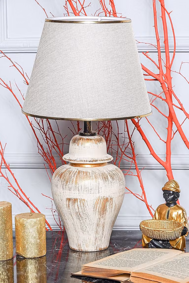 Opviq, lampada da tavolo di alta qualità con struttura in metallo, color crema e oro, larghezza 18 cm, altezza 50 cm, attacco E27, max. 40 W | Design elegante e rustico, perfetto per ogni casa.