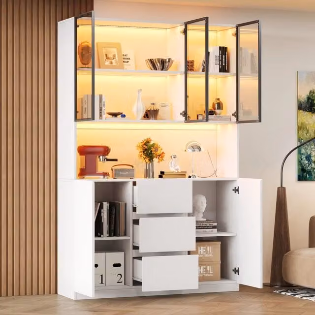 Vetrina Mivray moderna in MDF bianco con vetro temperato, illuminazione integrata, 2 ante, 3 cassetti e vano aperto, L/P/H: 120 x 40 x 200 cm
