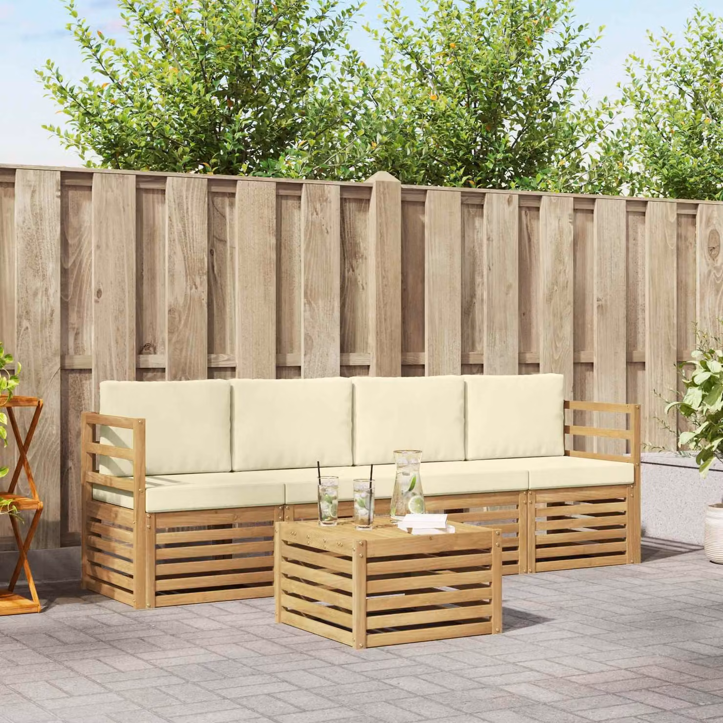 Set di divani da esterno vidaXL in legno di acacia con tavolo da caffè, colore bianco e beige