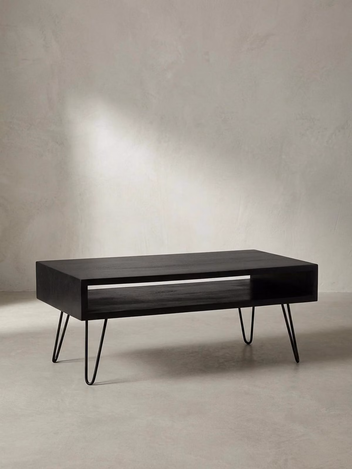 Tavolino da salotto 100x50x40 cm in legno massello di mango Tavolino in metallo, tavolino da salotto di design rettangolare con spazio contenitivo, tavolino da caffè massiccio, grande tavolino da salotto con gambe a forcella