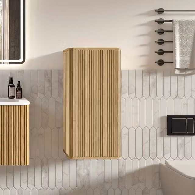Armadietto da bagno a parete Minimal in legno rovere color marrone con ripiani interni e ante a battente