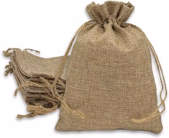 12 sacchetti di iuta con coulisse - Sacchetti regalo color marrone naturale (14x19 cm) - Ideali per feste, matrimoni e progetti fai da te - Materiale da imballaggio ecologico