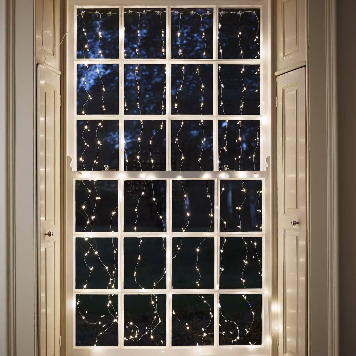 Tenda luminosa con 200 LED bianco caldo, dimensioni 2x1 metro, alimentazione a rete con timer