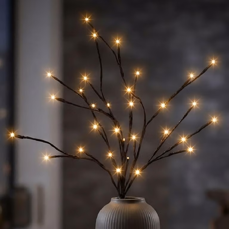 Albero decorativo a LED, 70 cm, alimentato a batteria, per interni ed esterni - 24 LED - Ramo decorativo illuminato in bianco caldo con timer