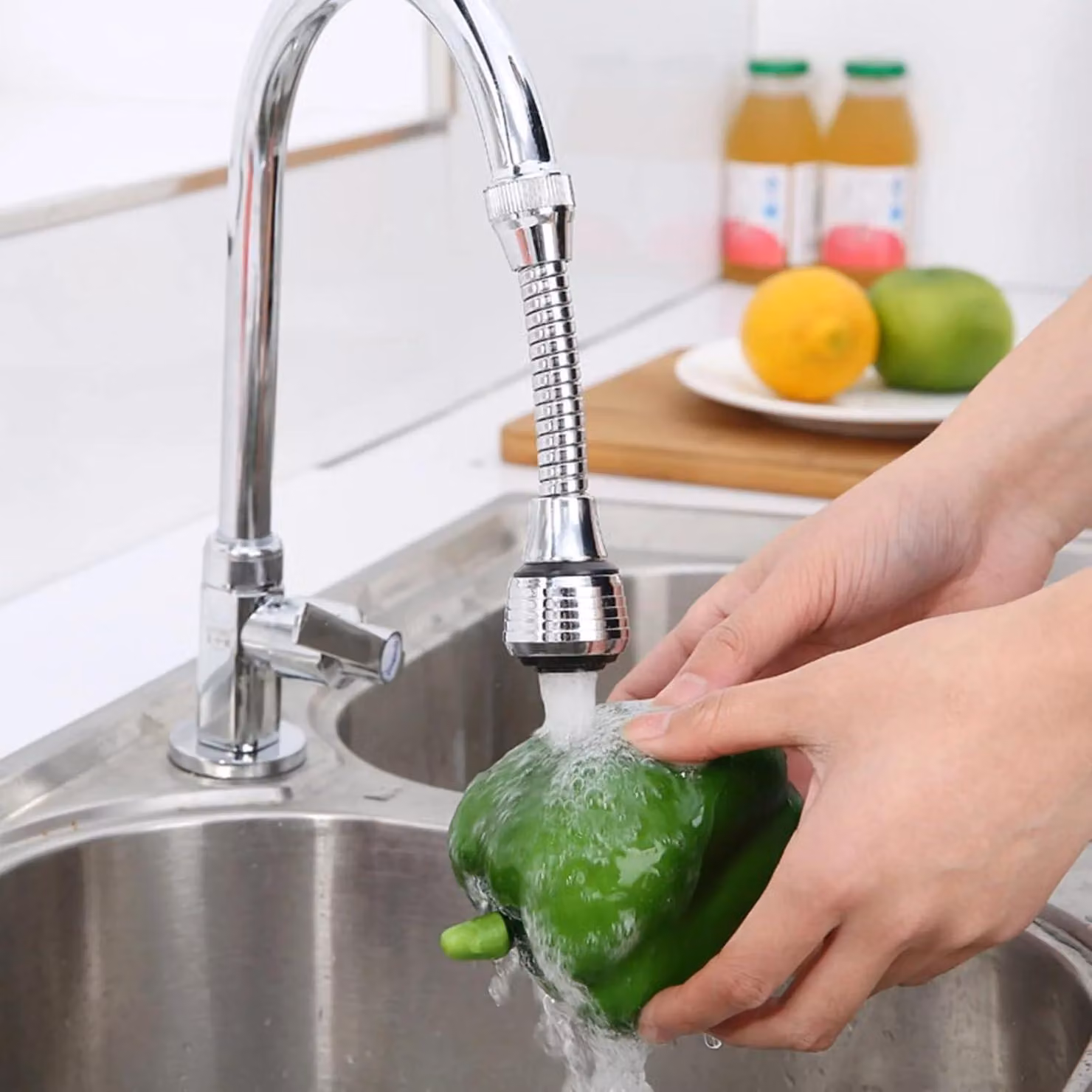Prolunga per rubinetto da cucina, girevole a 360°, con aeratore e doccetta, a risparmio idrico, adatta per cucina e bagno
