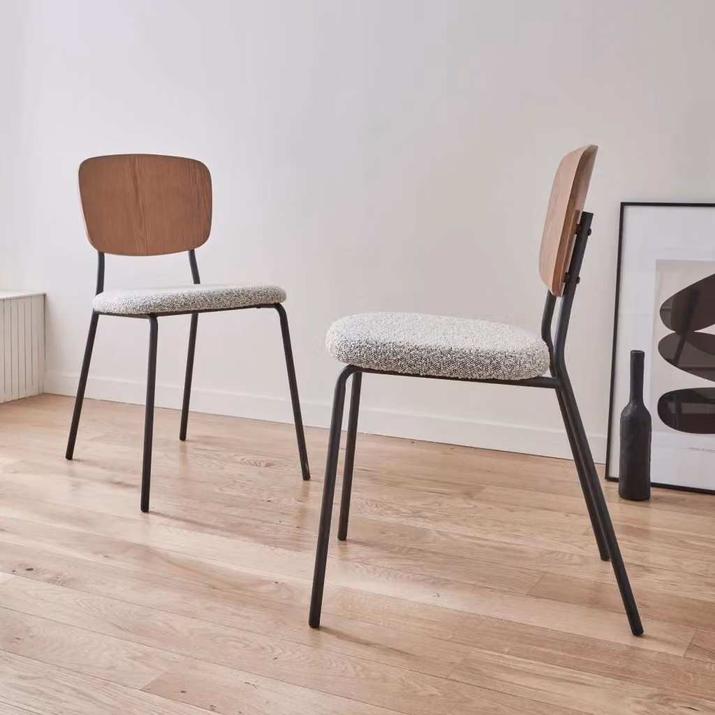 Set di 2 sedie moderne Sweeek in tessuto bouclé bianco con gambe in legno e metallo nero – 2