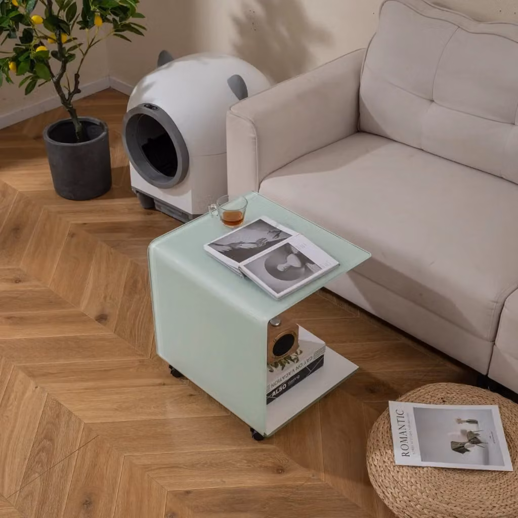 Tavolino moderno DESIGN IN con piano in vetro temperato trasparente e struttura bianca, forma rettangolare arrotondata con 4 ruote universali
