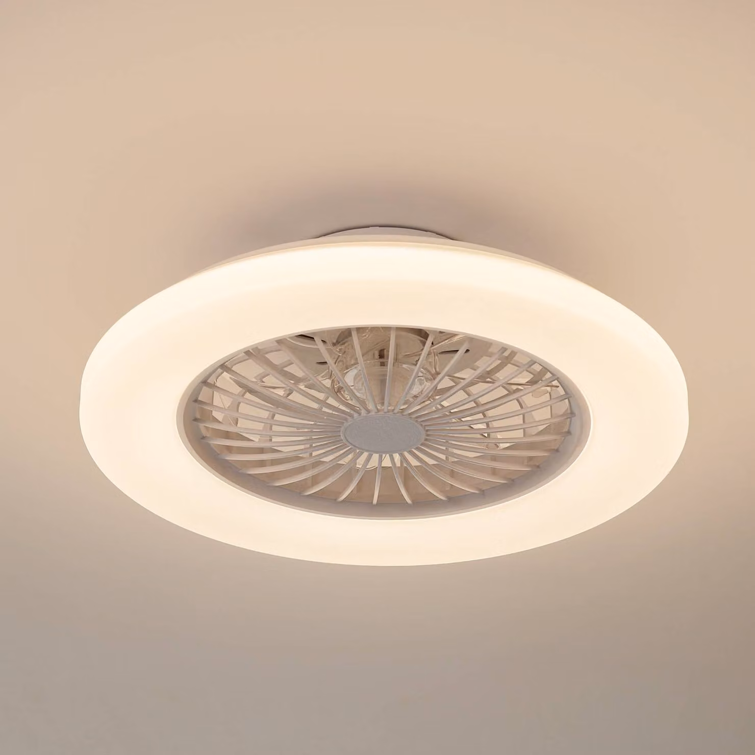 Ventilatore da soffitto LED Lindby Vedin, bianco, DC, Ø 49 cm, CCT Vedin Lindby, dimmerabile, Bianco / Opale, Soggiorno / Sala da pranzo, Plastica, Moderno