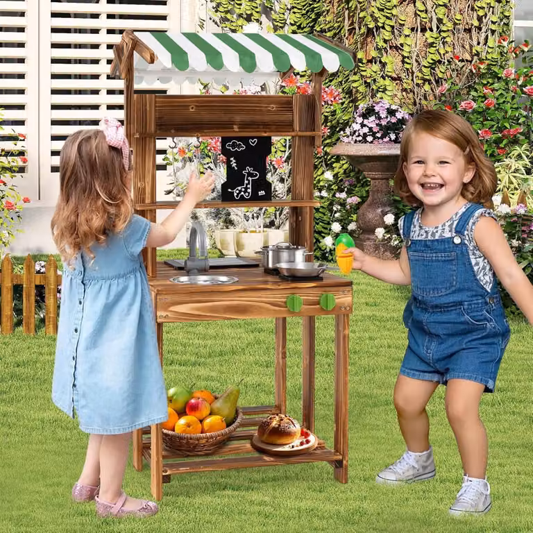 Cucina da gioco Costway in legno con tettoia, lavagna e lavello, modello a doppio lato, colore marrone