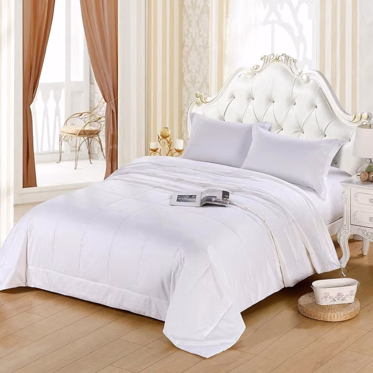 Coperta da letto in seta al 100%, 225x220 cm, bianca, antiacaro