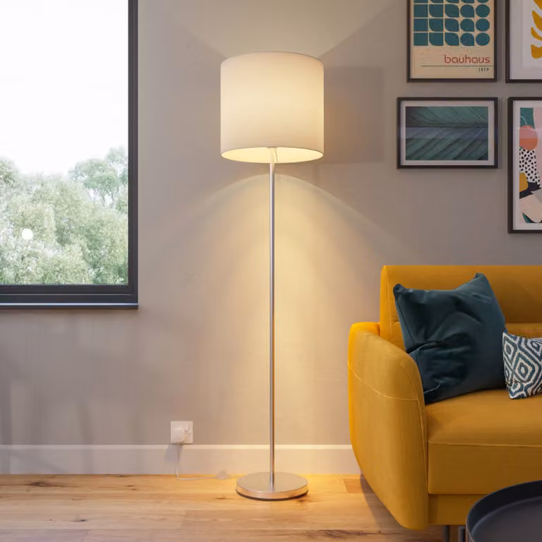 Lampada da terra Everly Lindby, Bianco / Opale, Soggiorno / Sala da pranzo, Tessuto / Stoffa / Seta, Moderno, Lampada da terra