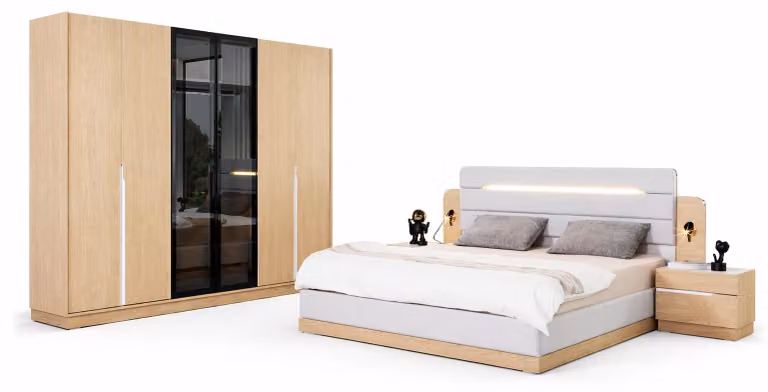 Set per camera da letto nei toni del bianco e del beige, composto da: letto imbottito, 2 comodini, armadio in legno