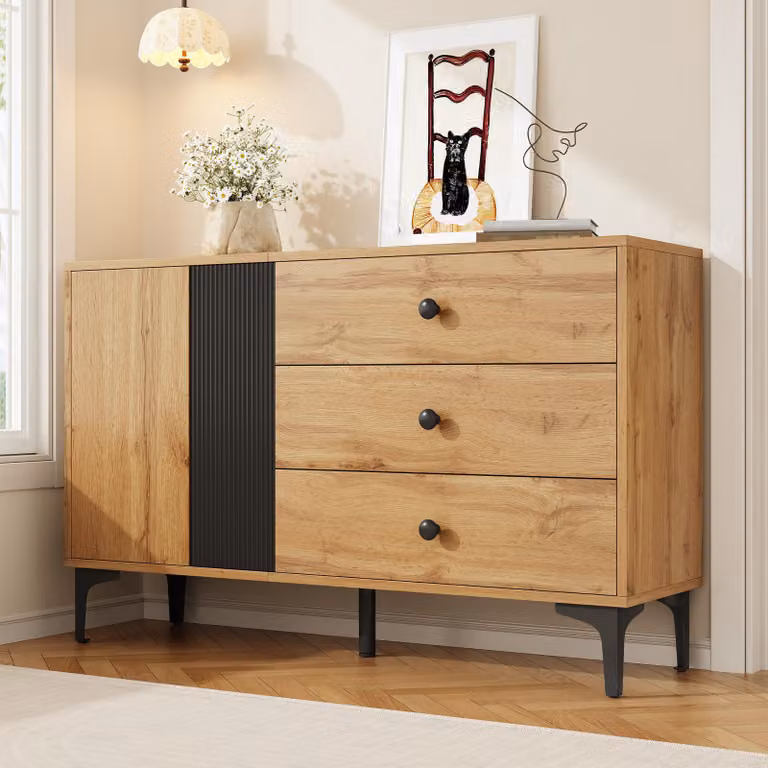 Credenza Merax con anta e 3 cassetti, moderno mobile contenitore con venature del legno e strisce verticali, naturale + nero