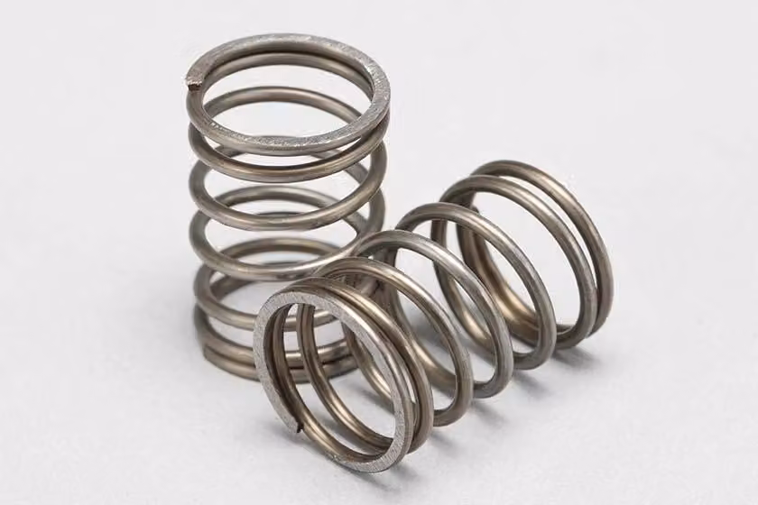 Accessori per modellismo YOKOMO, 1.5 x 26.5 mm, confezione da 2 pezzi