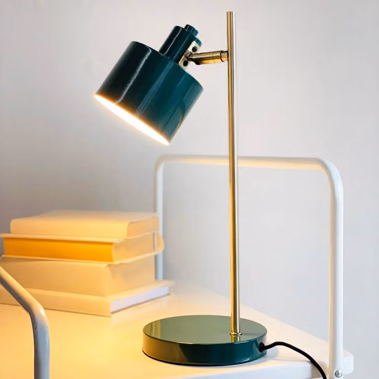 Dyberg Larsen Lampada da tavolo Ocean, Verde, Soggiorno / Sala da pranzo, Metallo, Design, Lampada da tavolo