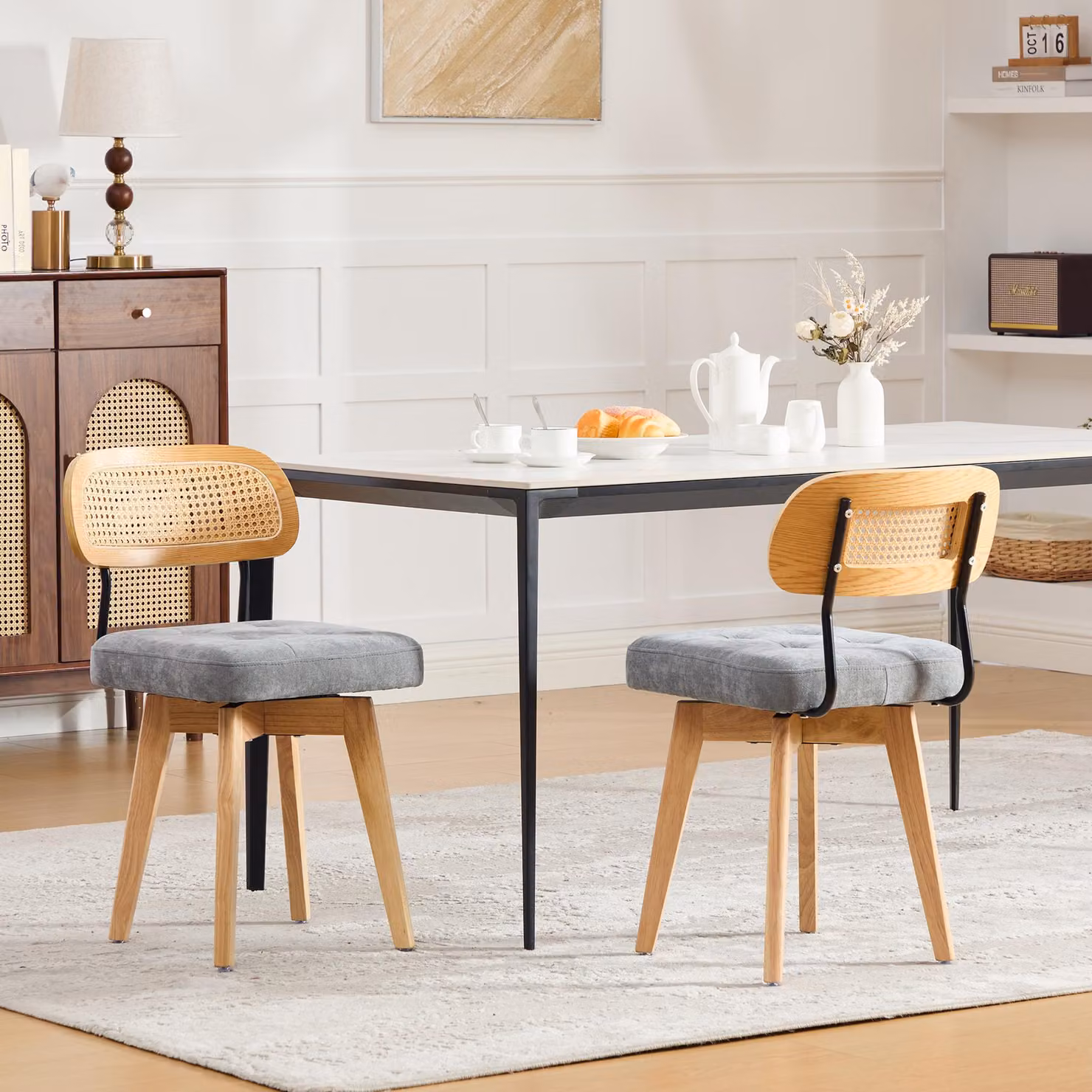 Set di 2 poltrone girevoli a 360°, con schienale in rattan, sedie da cucina con seduta imbottita in chenille, sedie da pranzo, colore grigio
