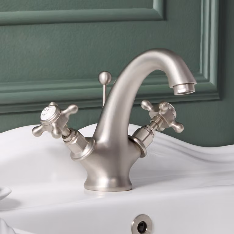 Hudson Reed Elizabeth -  Hudson Reed Elizabeth - Rubinetto Hudson Reed Elizabeth - Miscelatore Lavabo Monoforo Tradizionale con Maniglie a Croce - Cromato e Nero