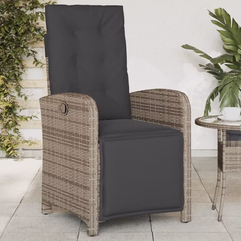 Sedia reclinabile da giardino con poggiapiedi vidaXL in rattan e metallo, colore grigio