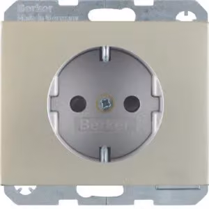 Berker 41357004 Presa SCHUKO in acciaio inossidabile Berker K.5