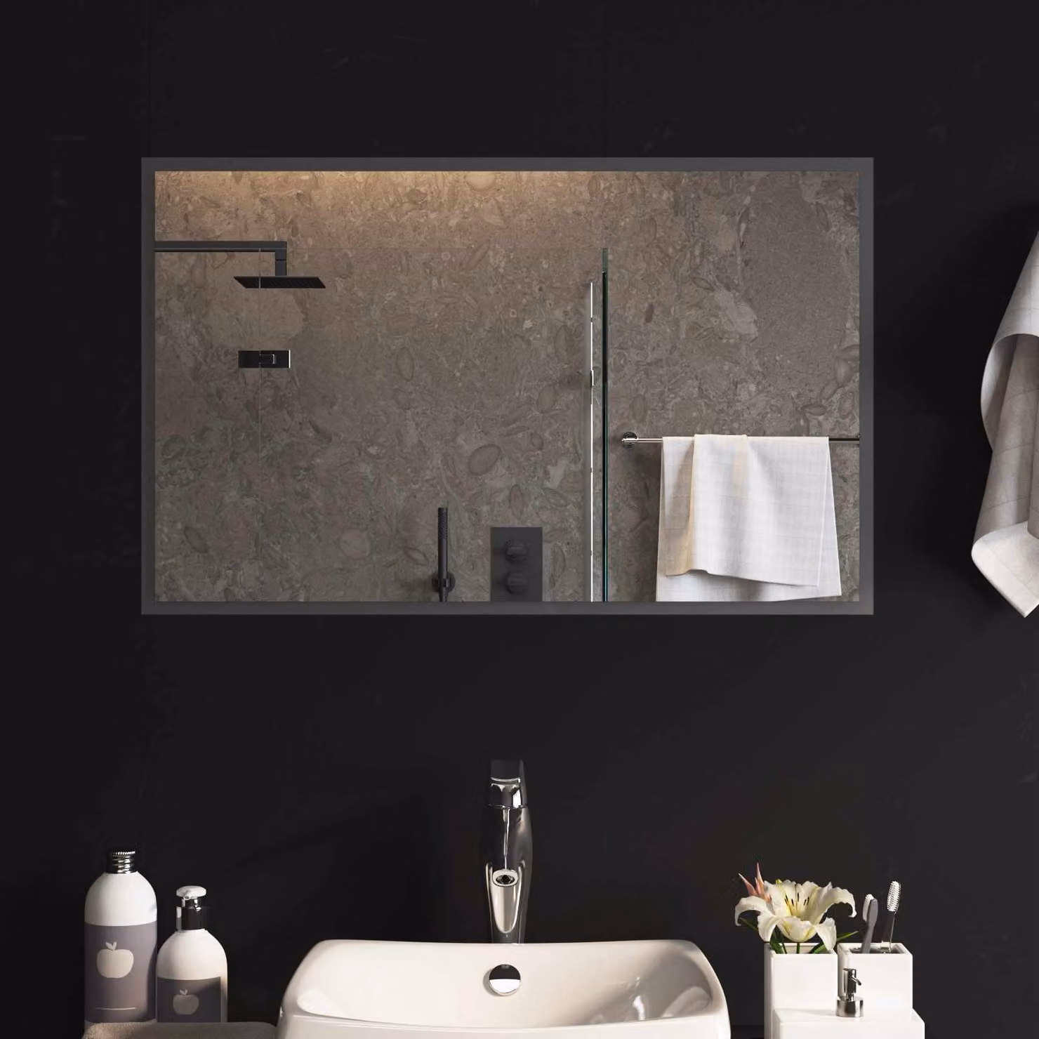 Specchio da bagno moderno vidaXL con illuminazione LED in vetro temperato, L: 80 cm, H: 50 cm