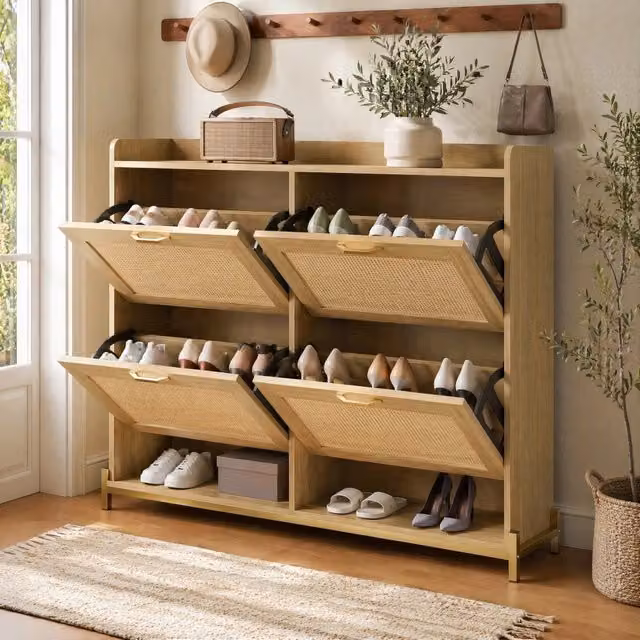Scarpiera salvaspazio MODFU in MDF rovere chiaro e beige con ripiani interni e ante a ribalta L/P/H: 108,5 x 24 x 100 cm