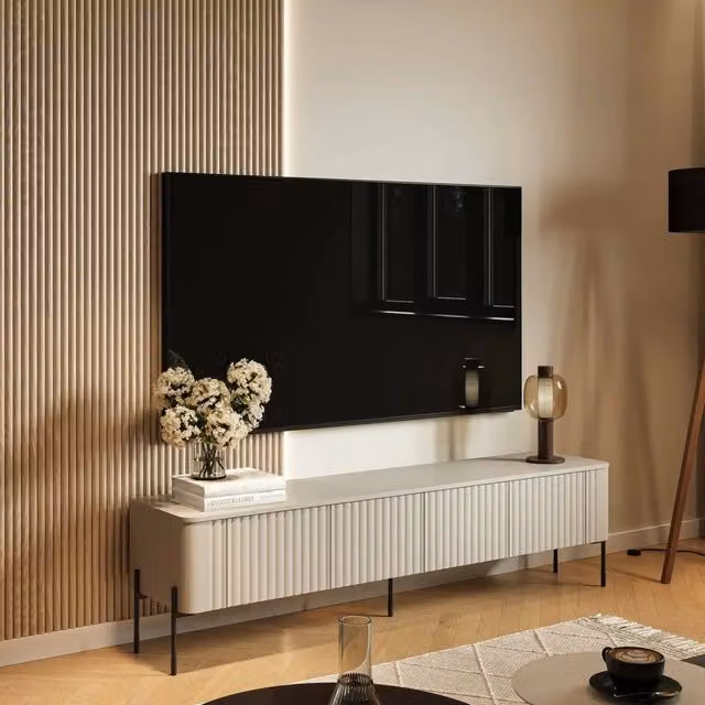 Mobile porta TV Brembana DMORA, Madia da salotto moderna con quattro ante battenti, Beige, L: 190 cm, P: 39,6 cm, H: 50 cm – 1