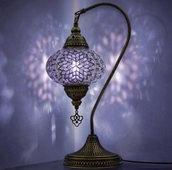 VALVELLO Mozaiek Lampada a collo di cigno – Lampada da notte artigianale in stile orientale per camera da letto e soggiorno – Lampada da tavolo Tiffany turca in viola