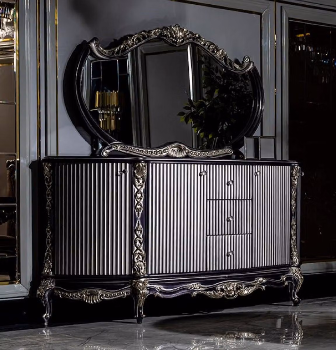Casa Padrino set di mobili barocchi viola / bianco / oro - 1 credenza con 2 porte e 3 cassetti e 1 specchio - Mobili barocchi fatti a mano - Nobili e magnifici