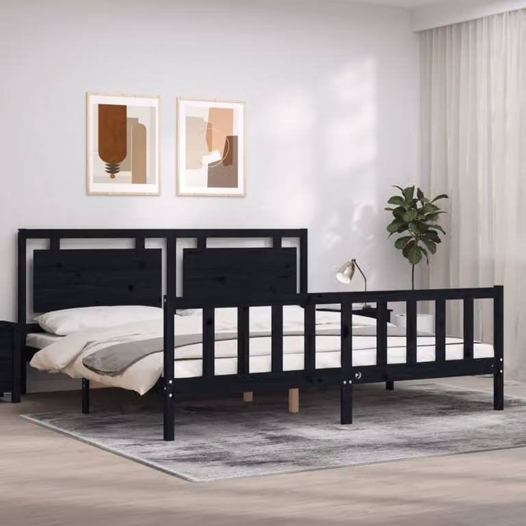 Letto con giroletto e testiera vidaXL in legno massello di pino nero 200x200 cm