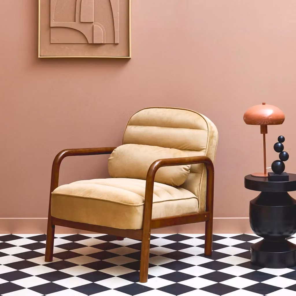 Poltrona scandinava Sweeek in legno di hevea tinto noce e velluto beige con braccioli – 2