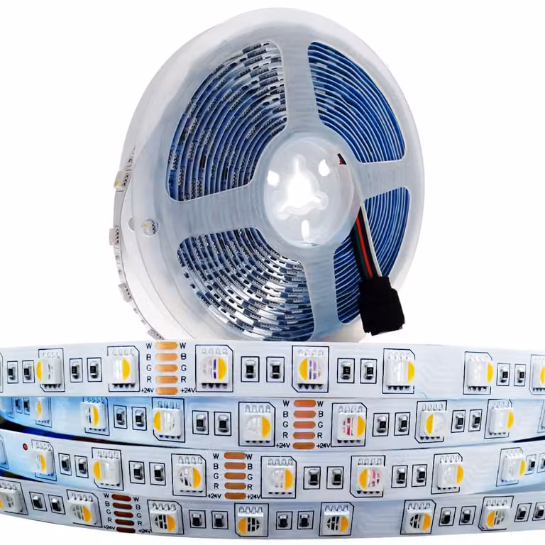 Striscia LED da 5 metri, RGBWW (colore RGB più bianco caldo) con temperatura di colore 3000K, 300 LED SMD 5050, alimentazione 24V