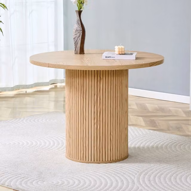 Tavolo da pranzo rotondo MDF 4 segmenti legno chiaro Ø100 cm gambe cilindriche per 4 6 persone