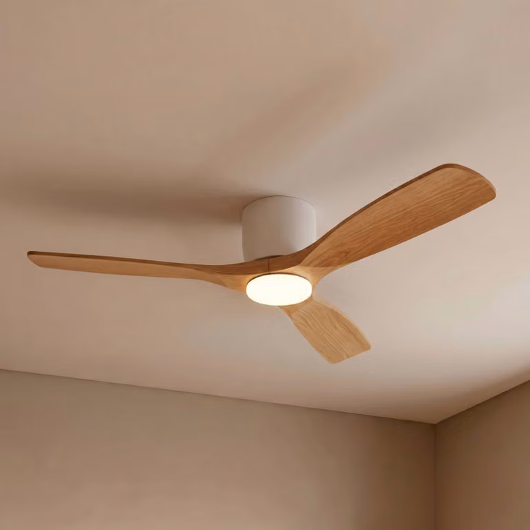 Ventilatore da soffitto LED Lucande Smart Moneno, bianco/legno, Tuya Moneno Lucande, dimmerabile, Legno chiaro, Soggiorno / Sala da pranzo, Metallo, Moderno