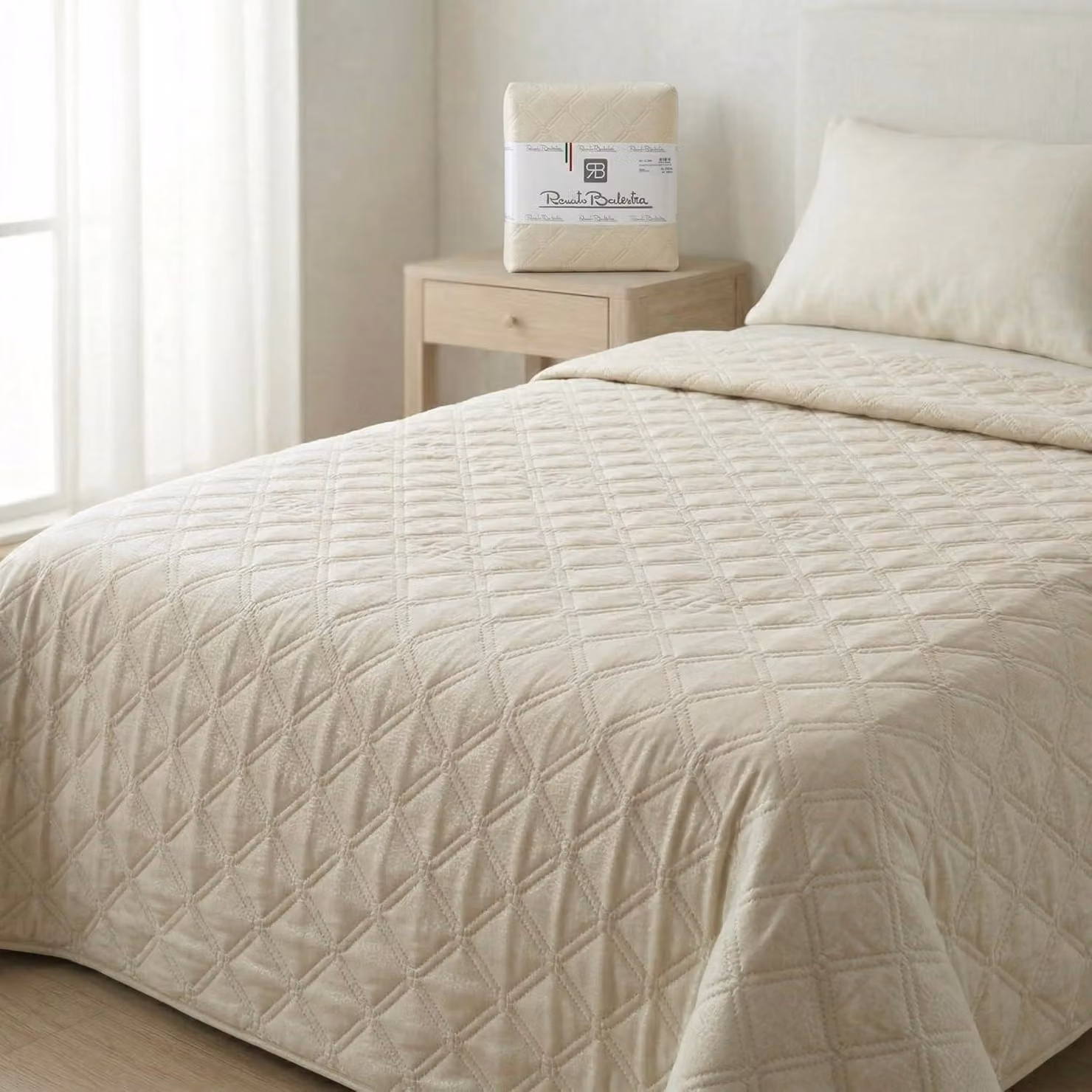 Coperta leggera in poliestere, 245 x 255 cm, per letto matrimoniale, ideale per l'estate
