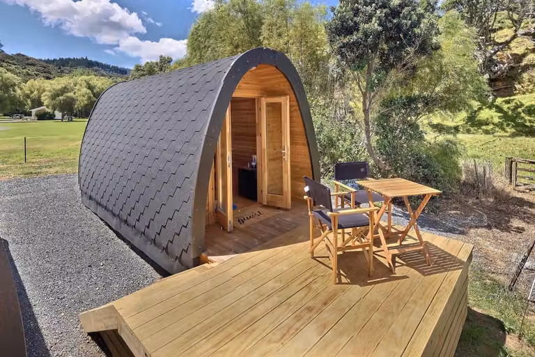 Camping Haus Wochenendhaus Gartenhaus Hütte Runde Hütten Holz 2,40x4,80