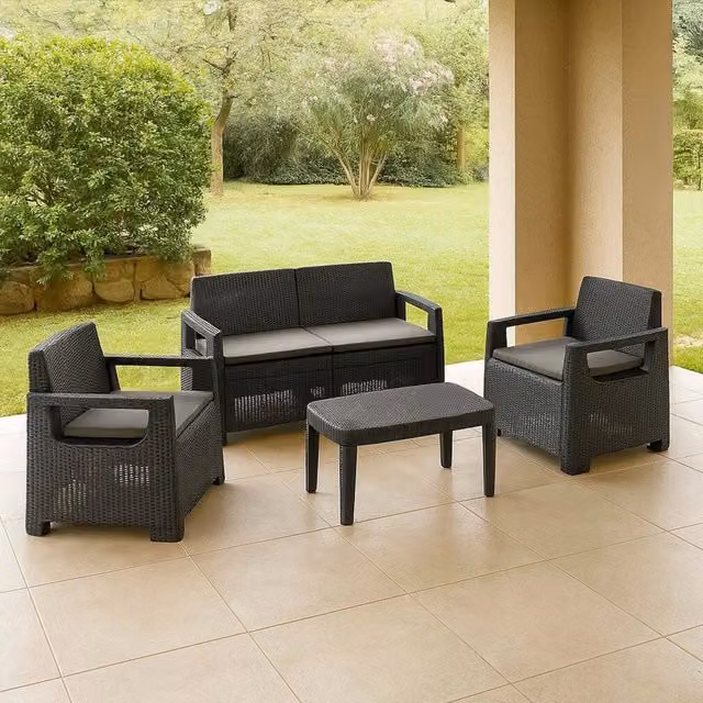 Set Salotto da Esterno Covo DMORA per 4 Persone, Grigio Antracite e Nero con Cuscini e Pouf incluso