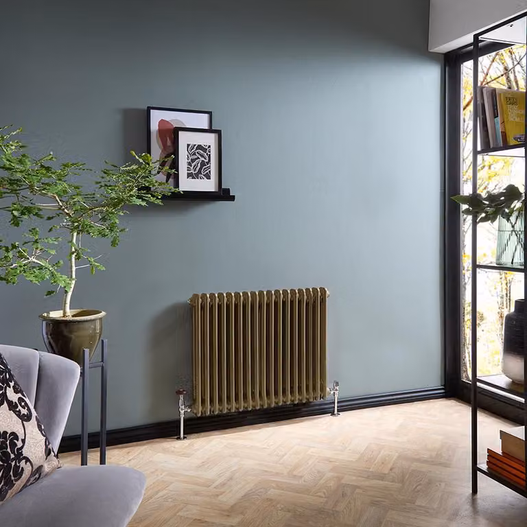 Radiatore Tradizionale a Doppia Colonna Orizzontale HudsonReed in Acciaio Colore Oro, H: 78,5 cm, L: 60 cm