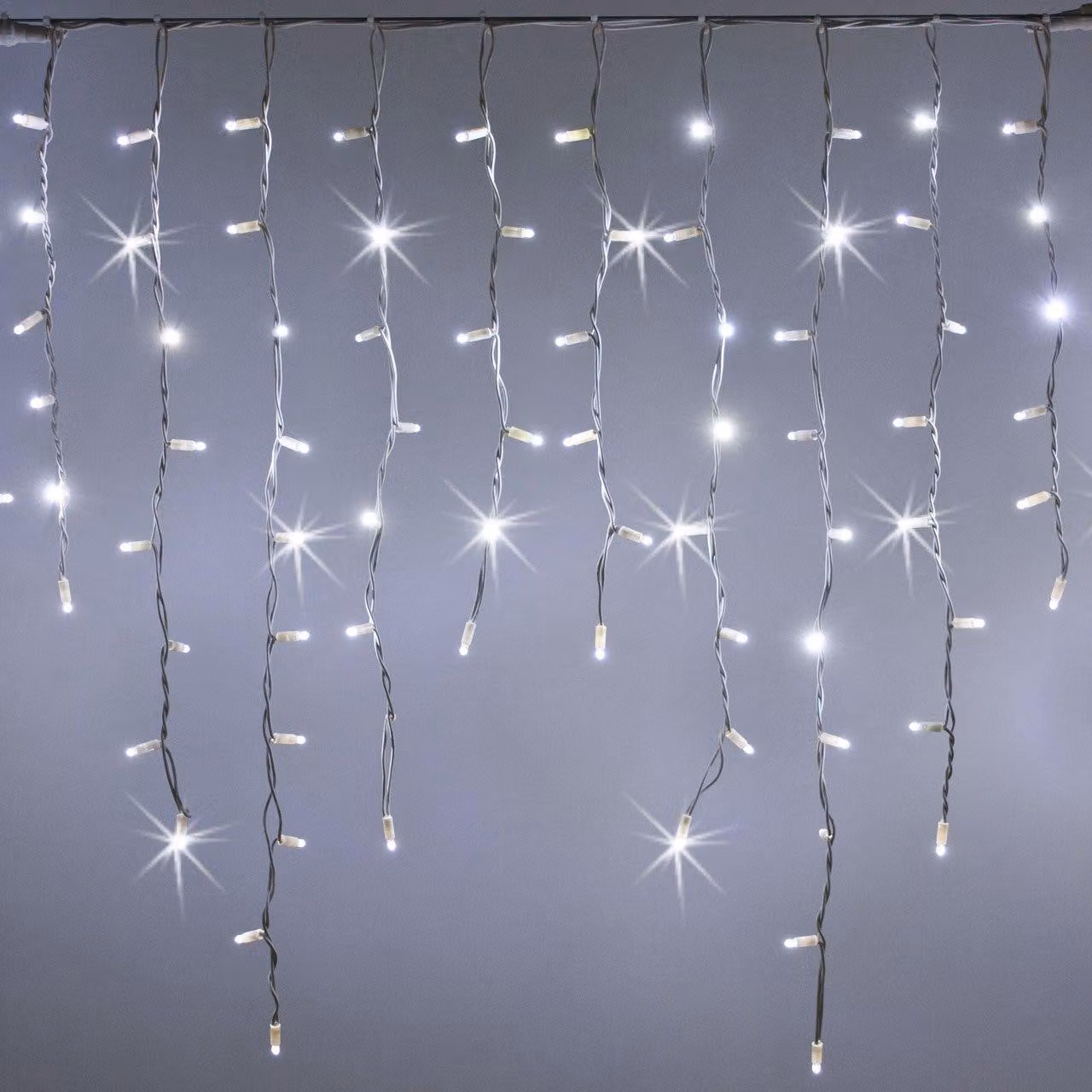 Tenda luminosa natalizia - 3 x 0,9 metri, luce bianca fredda lampeggiante - 228 LED Maxiled - Cavo bianco - Adatta per interni ed esterni